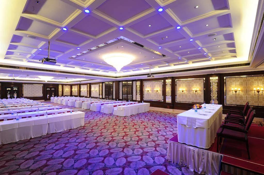 Mayfair Convention Bhubaneswar Exterior foto